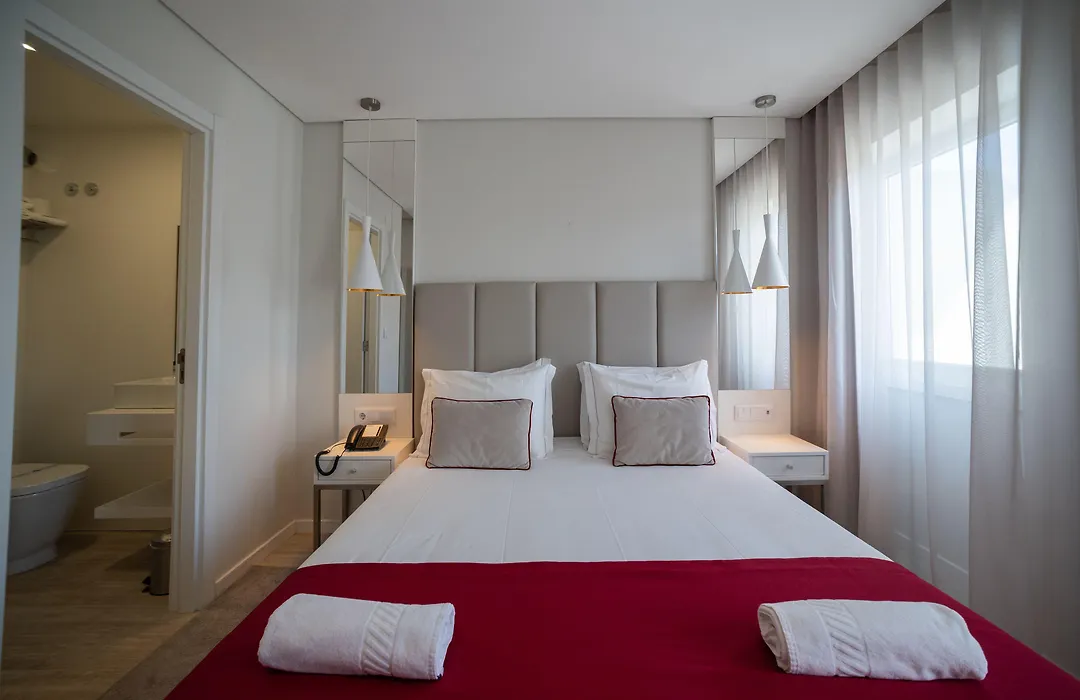 Hotel Canada-1